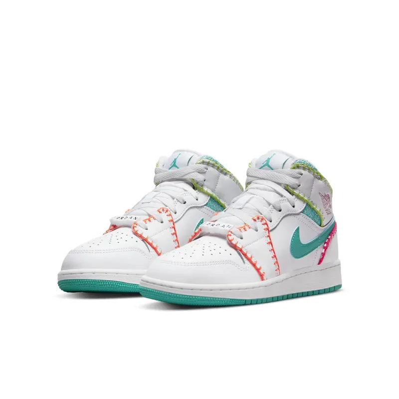 Air Jordan 1 Mid SE Older Kids’ White (DM6218-100)