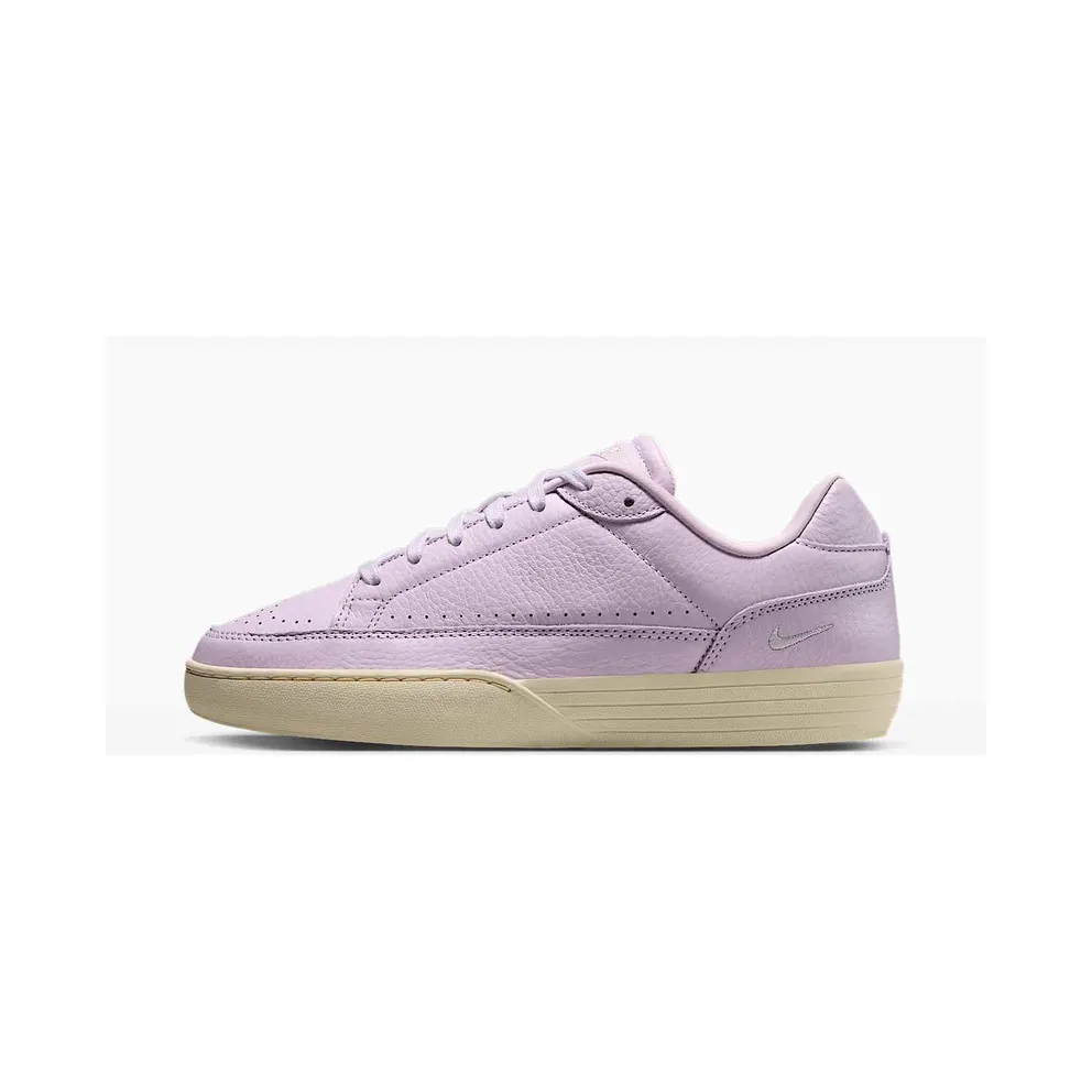 Nike Tennis Centre “Bleached Lilac/Muslin/Pink Foam/Bleached Lilac” (IM5955-500)
