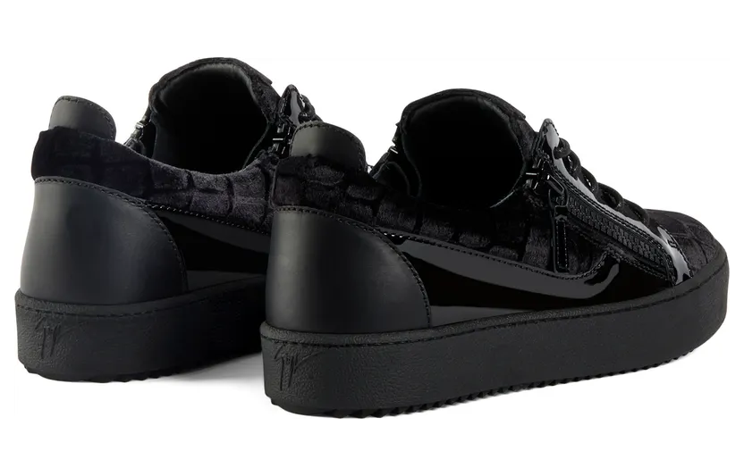 Giuseppe Zanotti Frankie (RU00007002) (3)
