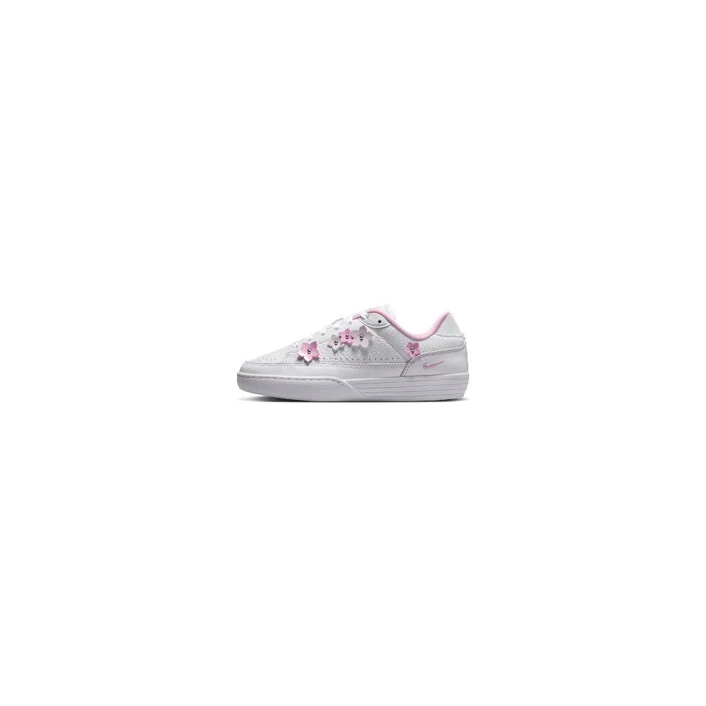 Nike Tennis Centre Florette “White / Bleached Lilac / Metallic Silver / Pink Rise” (IR8636-100)