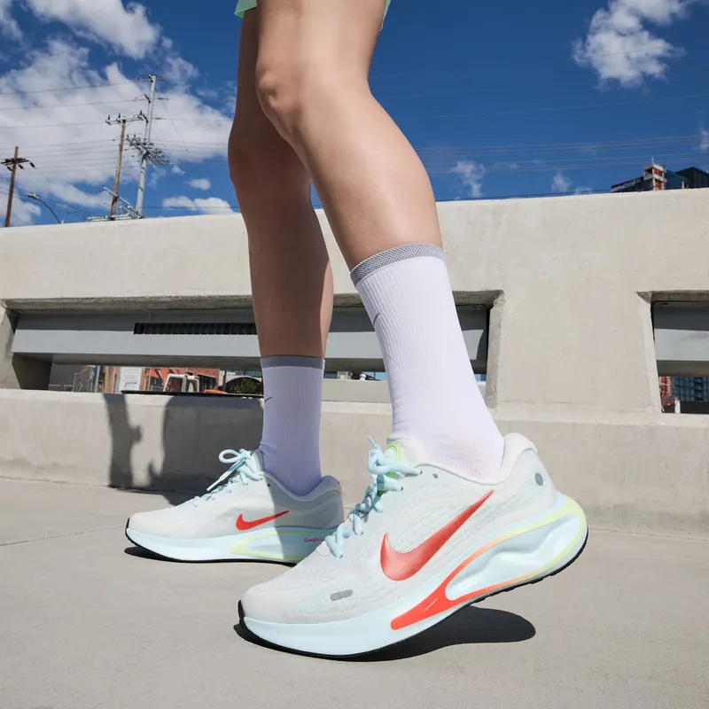 nike-journey-run FJ7765-101