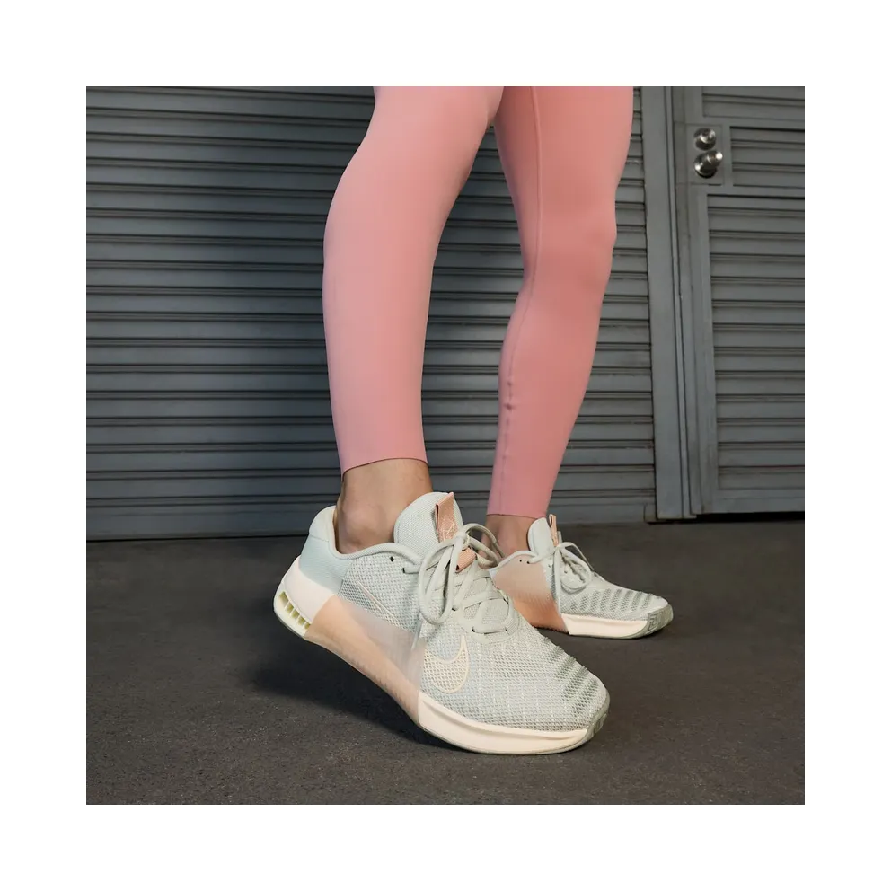 Nike Metcon 9 “Light Silver / Guava Ice / Mica Green / Pale Ivory” (DZ2537-002)