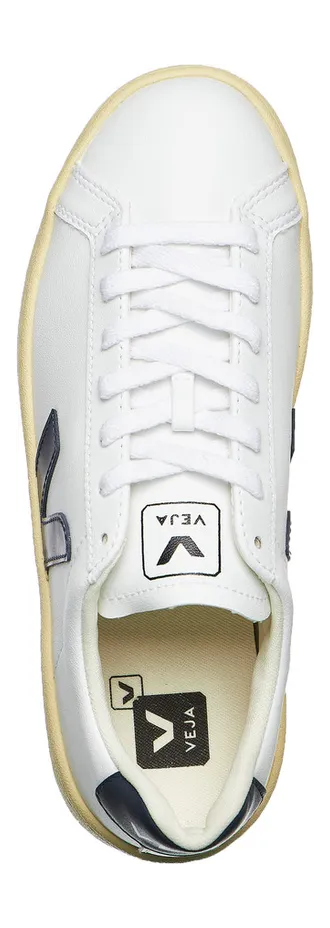 veja-sneaker UC0702641A
