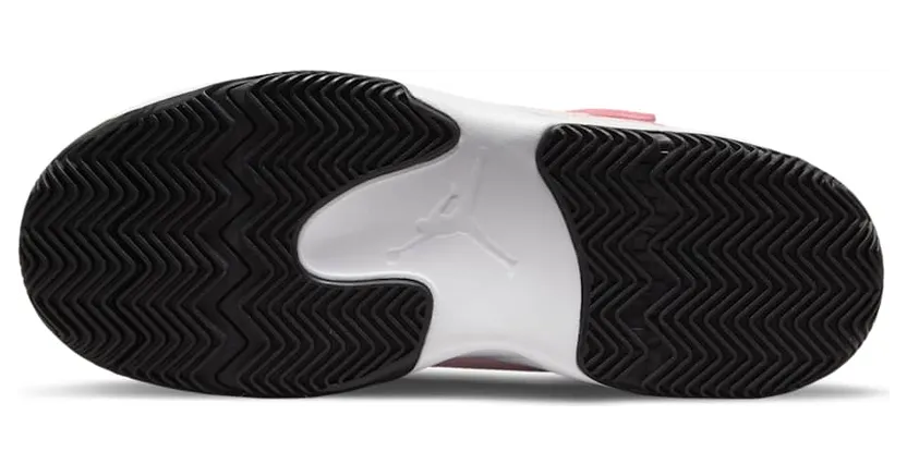 air-jordan-max-aura DA8022-102