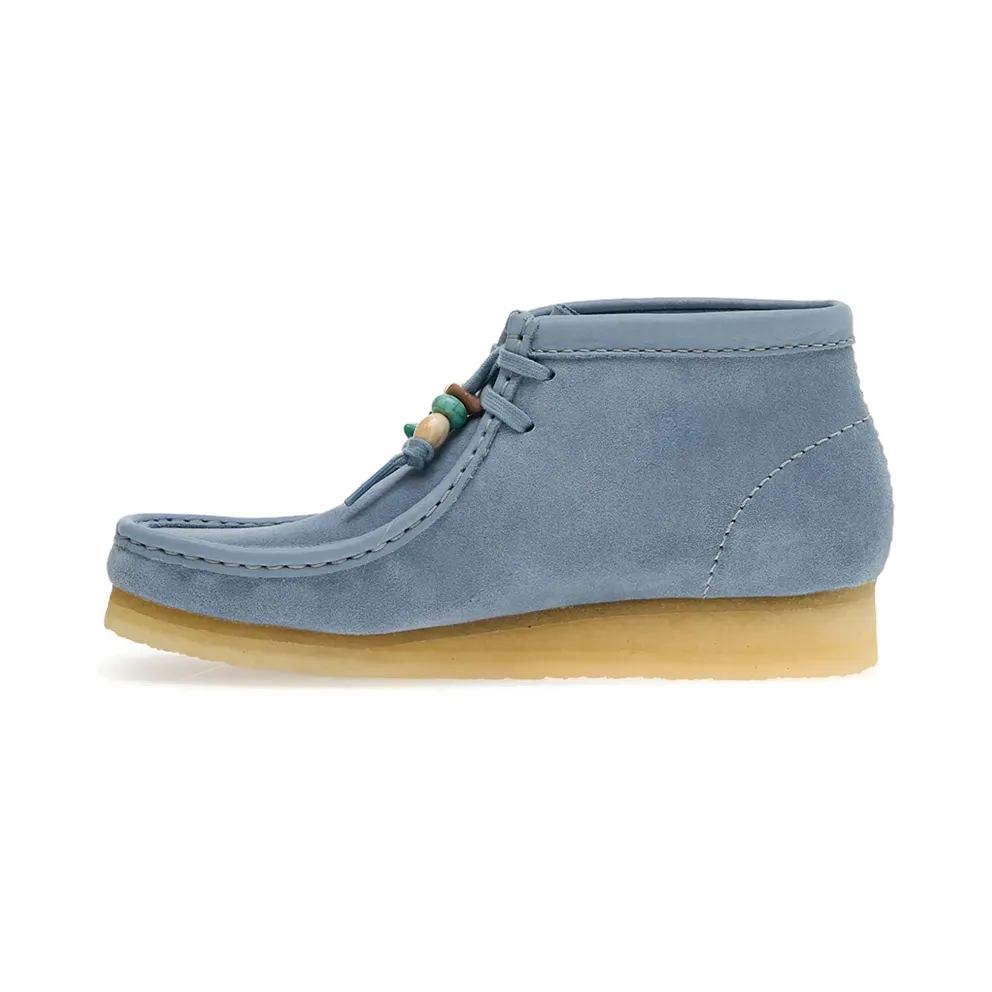 Clarks WALLABEE “Powder Blue Suede” (26180162)