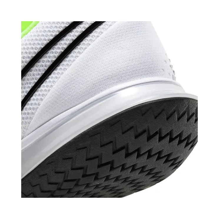 nikecourt CD0424-100