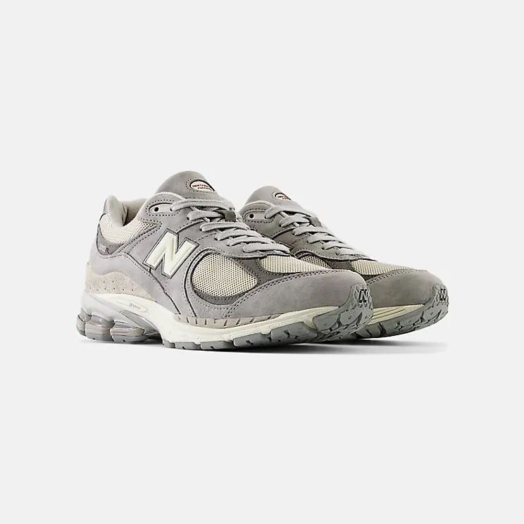 new-balance-2002r M2002RLN