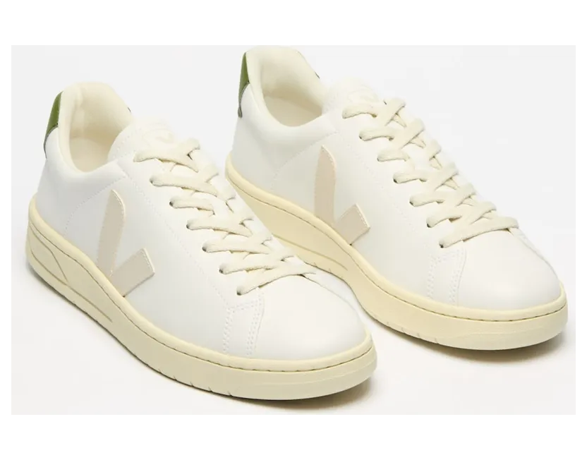 veja-sneaker UC0703878A