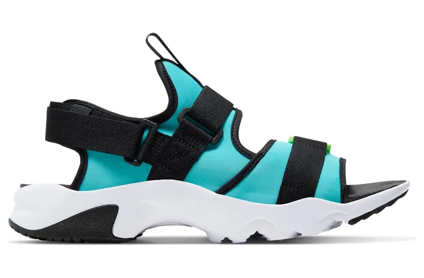 nike-canyon CW9704-300
