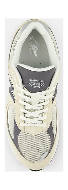 new-balance-2002r M2002RFA