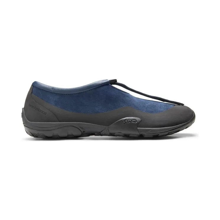 New Balance MT10T “Tokyo Design Studio – Navy” (MT10TOK4)