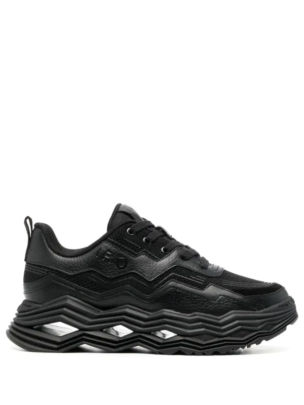 IRO mit dicker Sohle – Black (WF40WAVE)