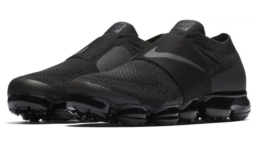 Nike Air VaporMax Moc Triple Black