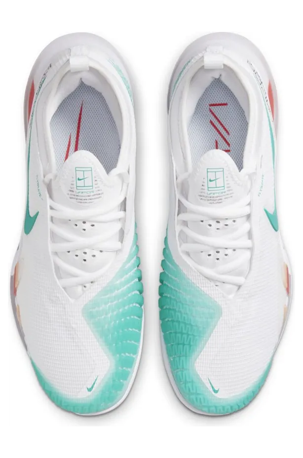 nikecourt CV0742-136