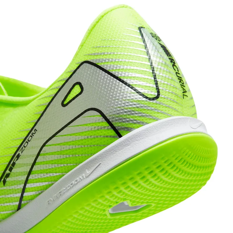 nike-zoom FQ8434-700
