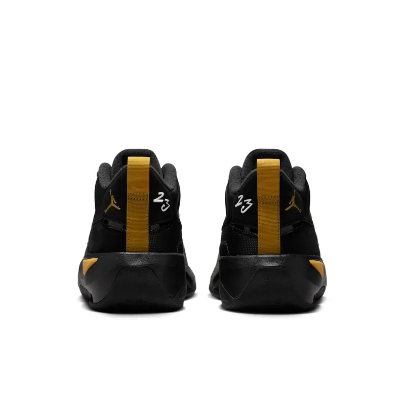 Jordan Max Aura 7 Black Metallic Gold (HQ2091-007)