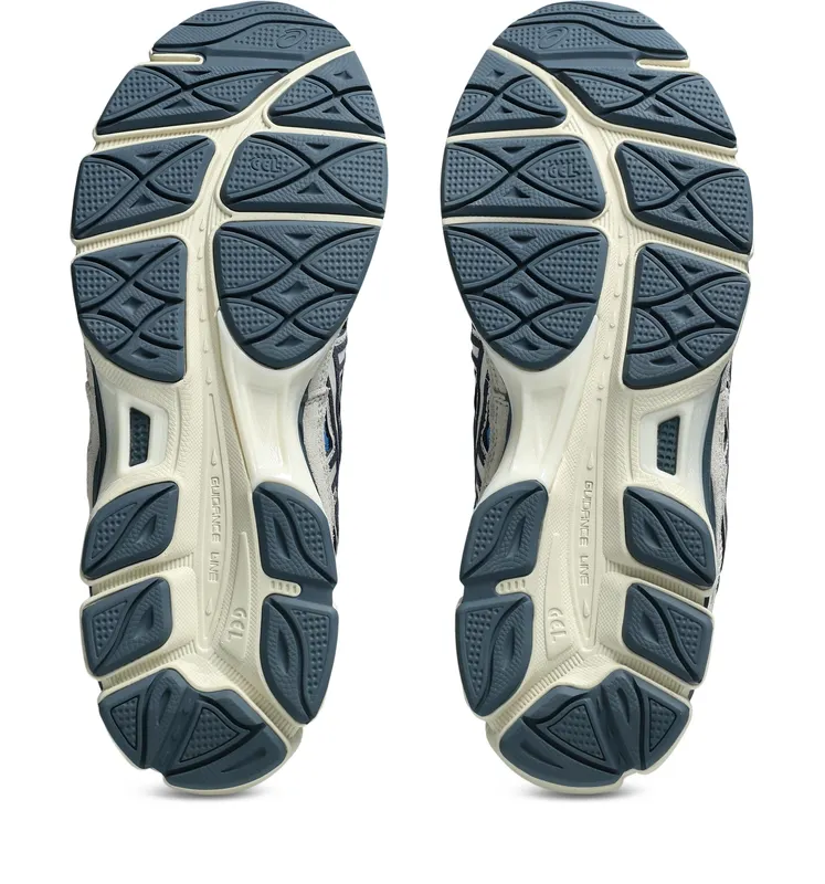ASICS GEL-NYC “Cream / Midnight” (1203A383-120)