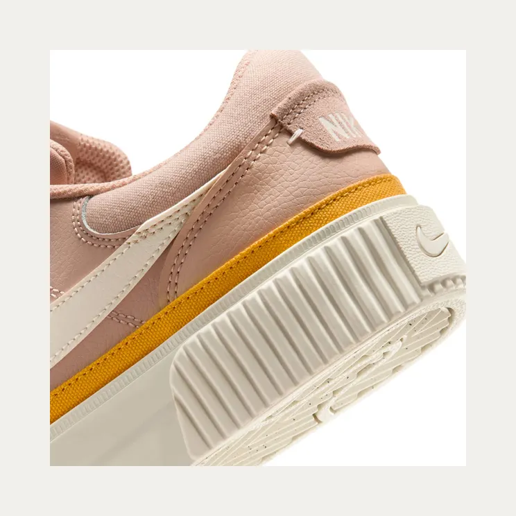 nikecourt DM7590-202