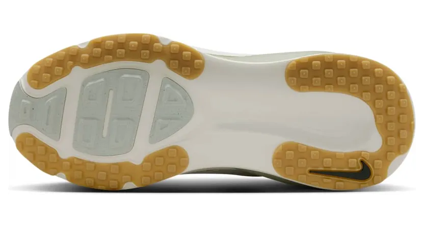 nike-vomero-18 HQ2157-011