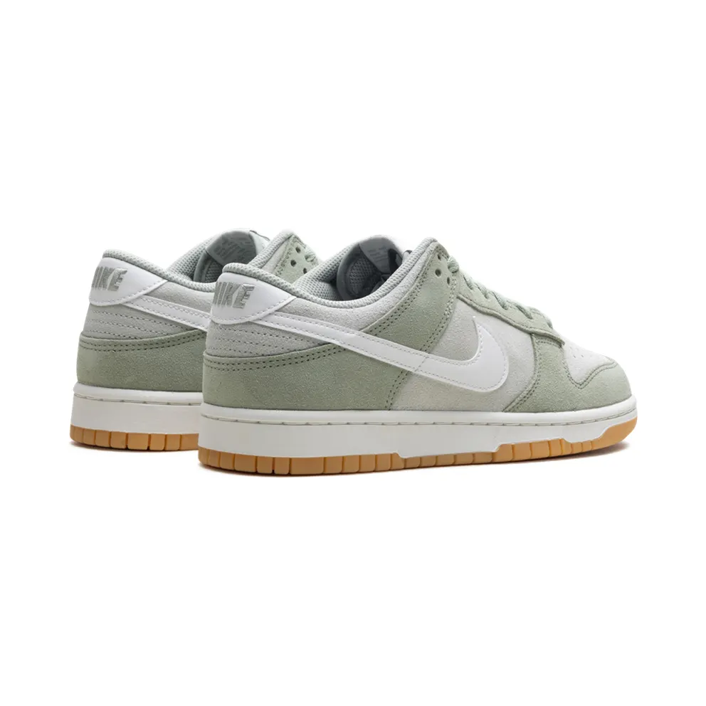 Nike Dunk Low SE “Jade Horizon” (HQ1931-300)