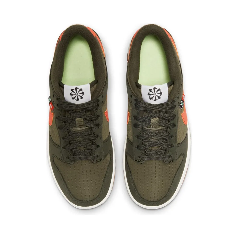 Nike Dunk Low SE Bruin (DC9561-300)