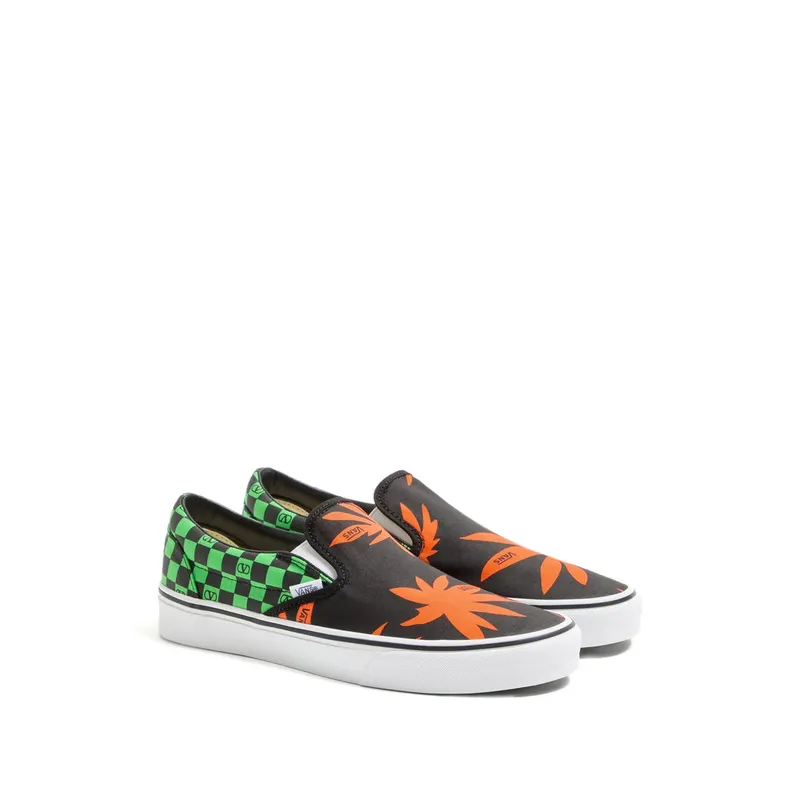 Vans X Valentino X Vans Classic Slip-On “Black” (8Y2S0M96XWF BAL)