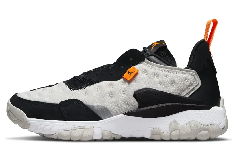 Jordan Delta 2 Grijs (CV8121-007)