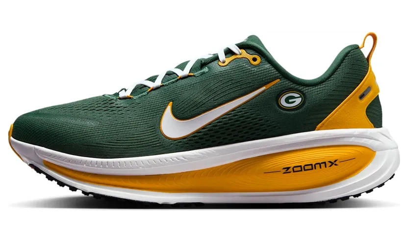 Nike Vomero 18 – Green Bay Packers – “Fir / University Gold / White” (IQ5889-300)