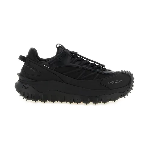 Moncler Trailgrip Gtx “Black” (L209A4M00120M7208999)