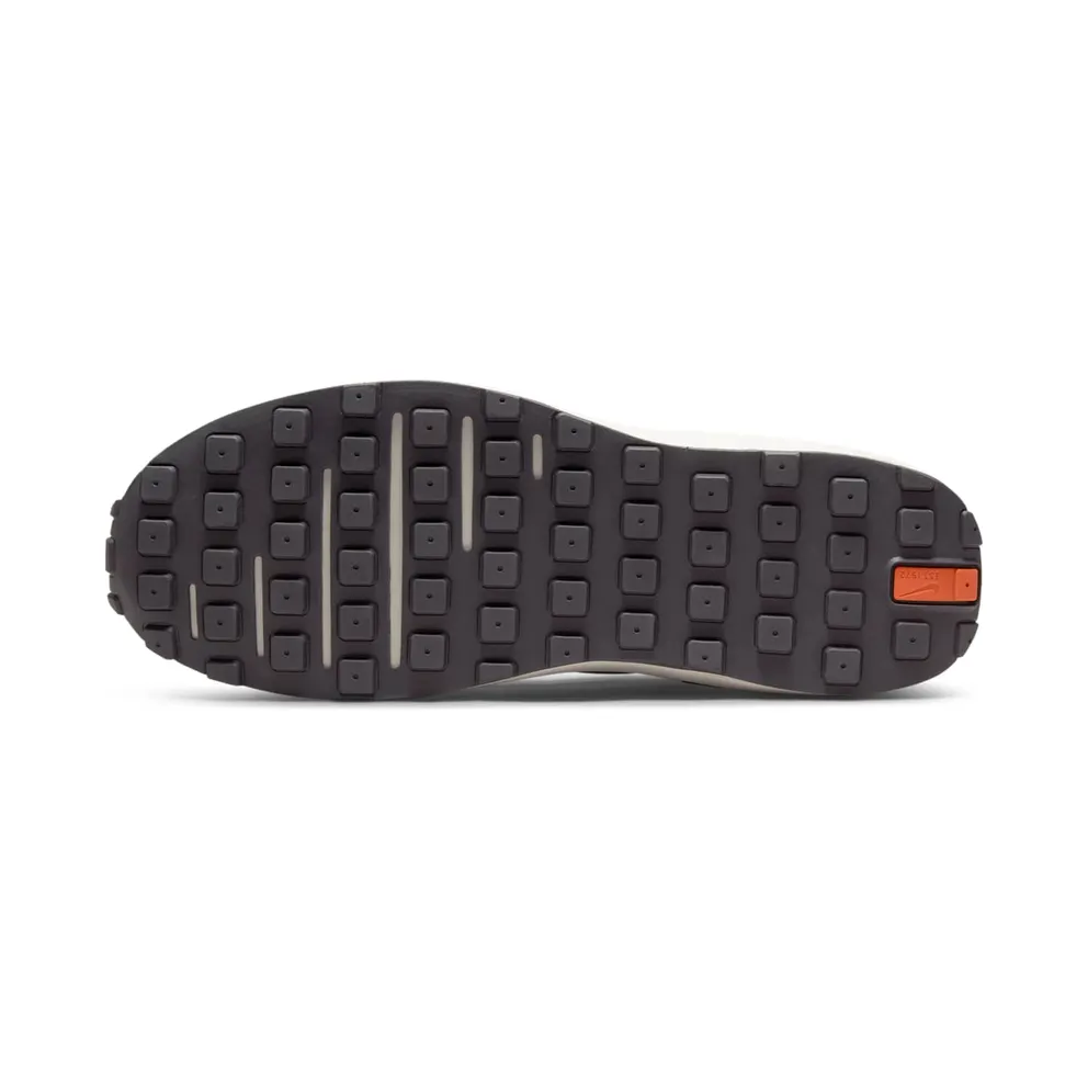 Nike Waffle One Bruin (DA7995-200)
