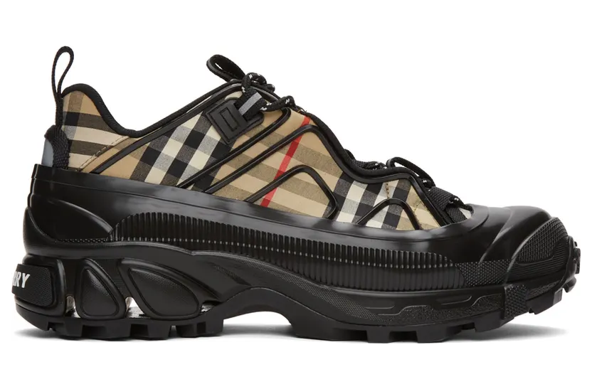 Burberry Beige & Black Check Arthur Sneakers (8039047)