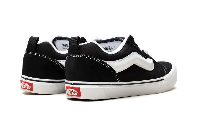 Vans Knu Skool GS “Black / White” (VN000D2T6BT)