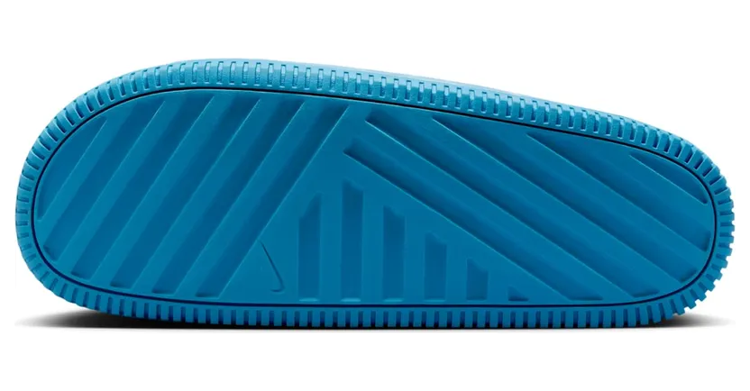 nike-calm HQ1125-400
