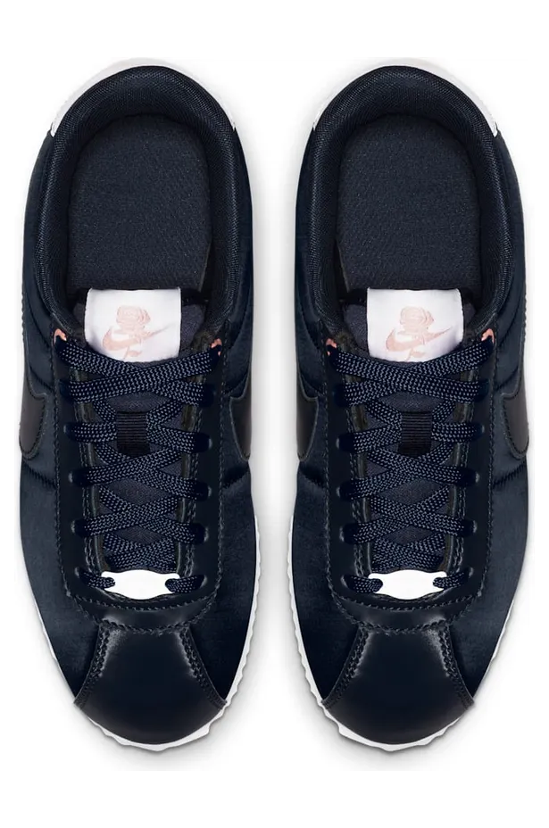 nike-cortez AV3519-400