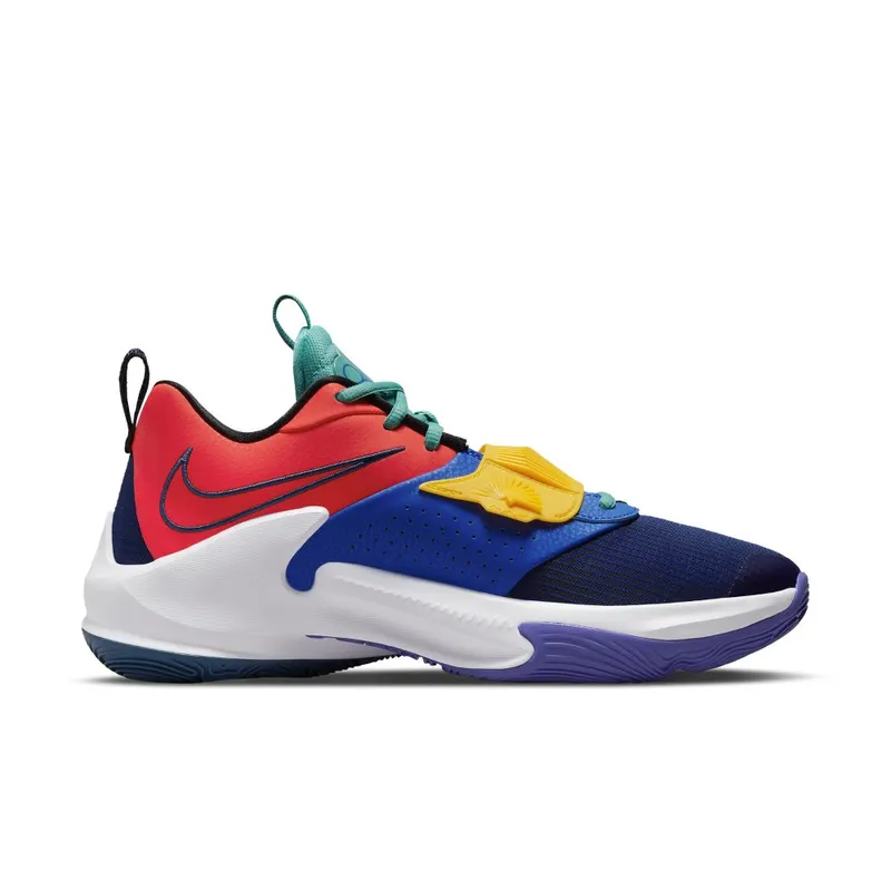 Zoom Freak 3 Basketball Red (DA0694-601)