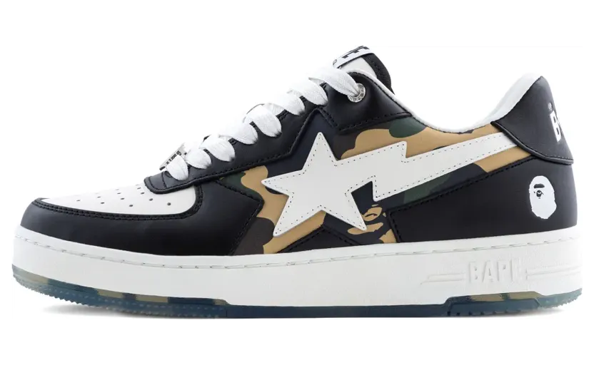 BAPE A Bathing Ape® Bape Sta met camouflageprint en ster “Black” (0ZXSHM306911P)