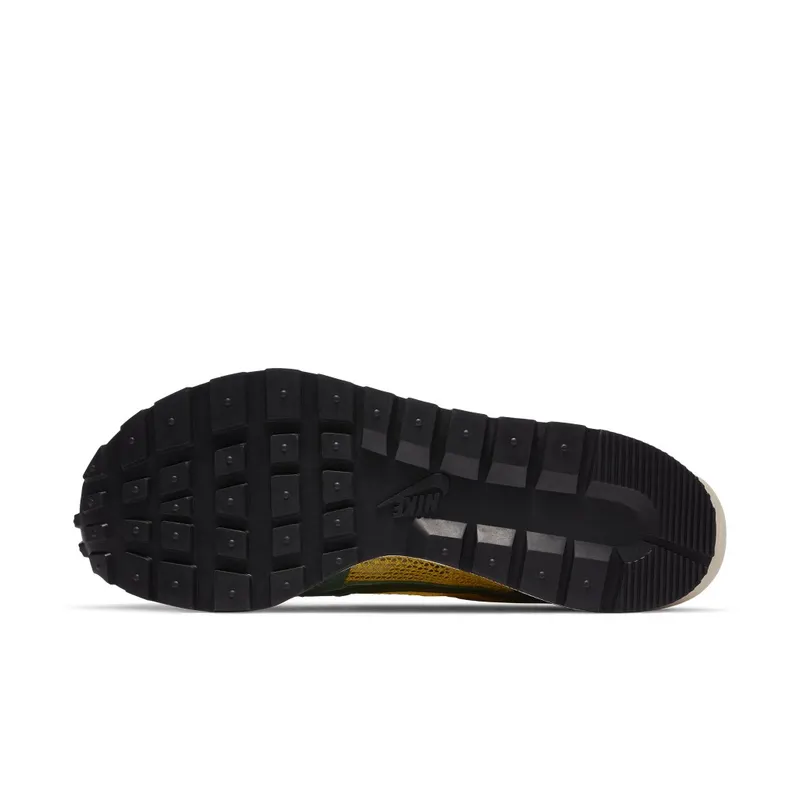 Nike Vaporwaffle sacai Tour Yellow Stadium Green (2020) (CV1363-700)