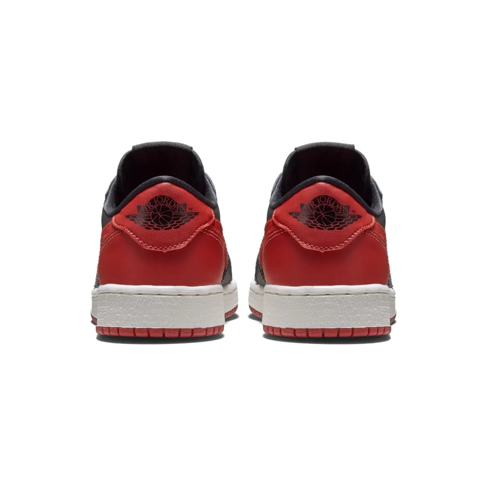 Jordan 1 Retro Low Bred 2015 (GS) Black/Varsity Red-Sail (709999-001)