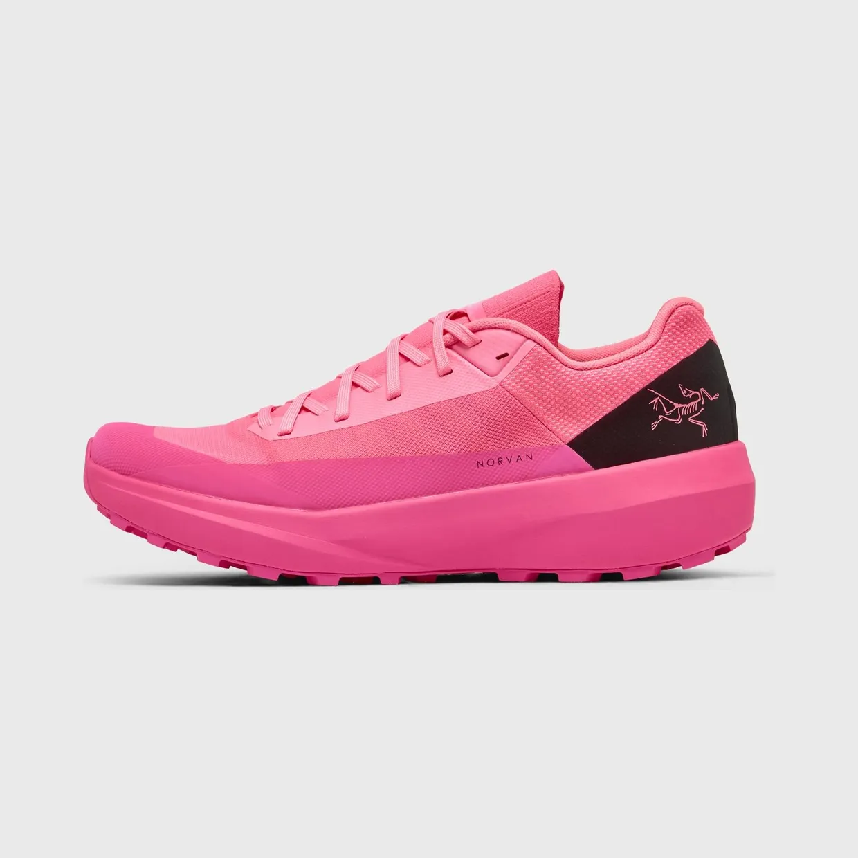 arcteryx-sneaker X000010400