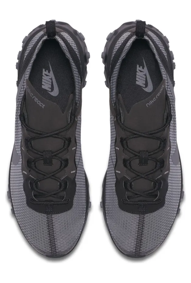 nike-sneaker CI3831-001