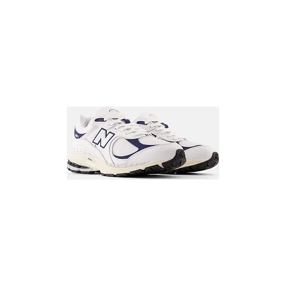 New Balance 2002R “White / Natural Indigo” (M2002RHQ)