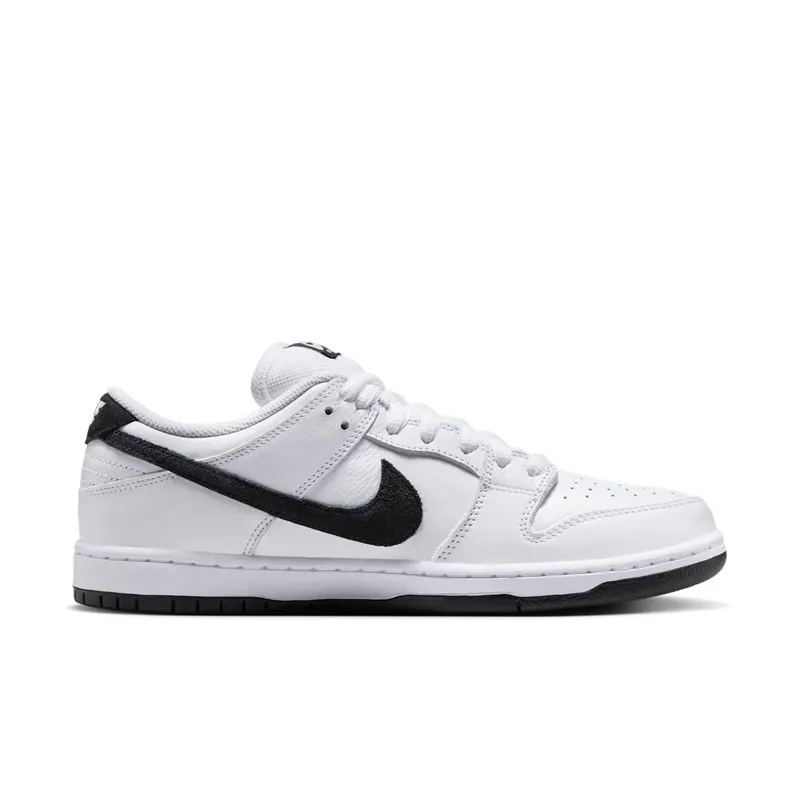 Nike SB Dunk Low “White Black” (HF3704-100)