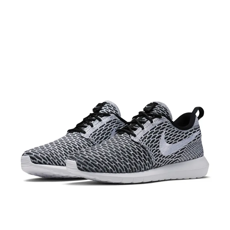 Nike Roshe Run Flyknit Black White Black/White-Dark Grey (677243-008)