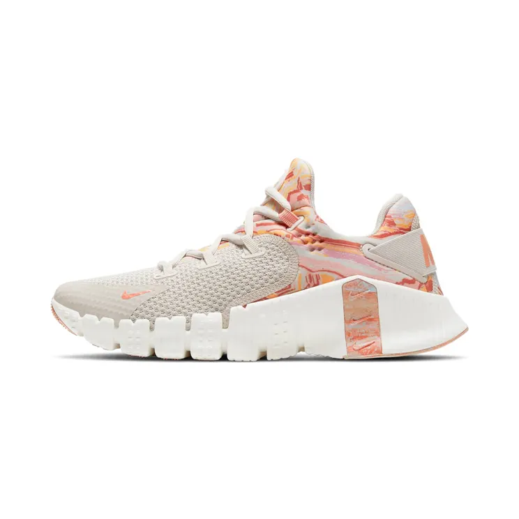 Nike Free Metcon 4 Trainingsschoen Grey “Desert Sand / Crimson Bliss / Summit White / Metallic Copper” (DJ3075-064)