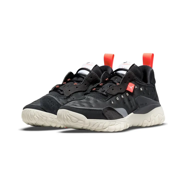 air-jordan-delta CV8121-012