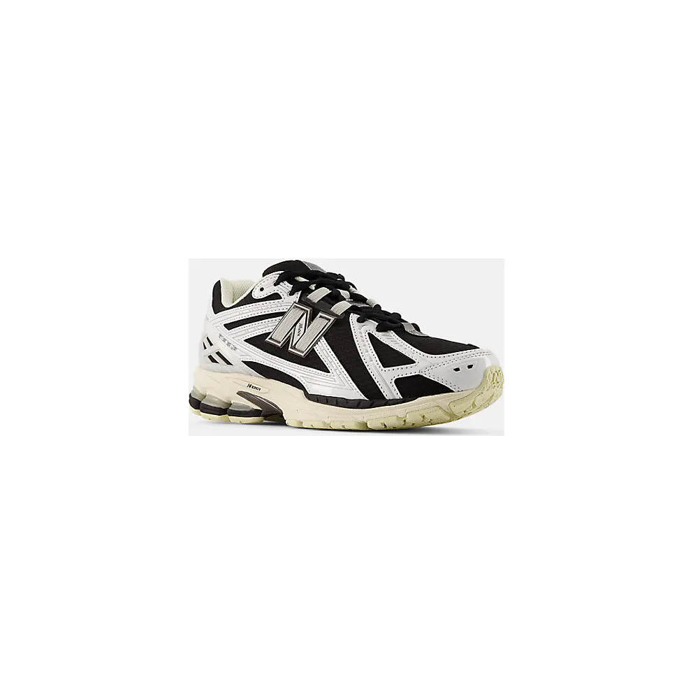 New Balance 1906 “Black / White” (U1906RCI)