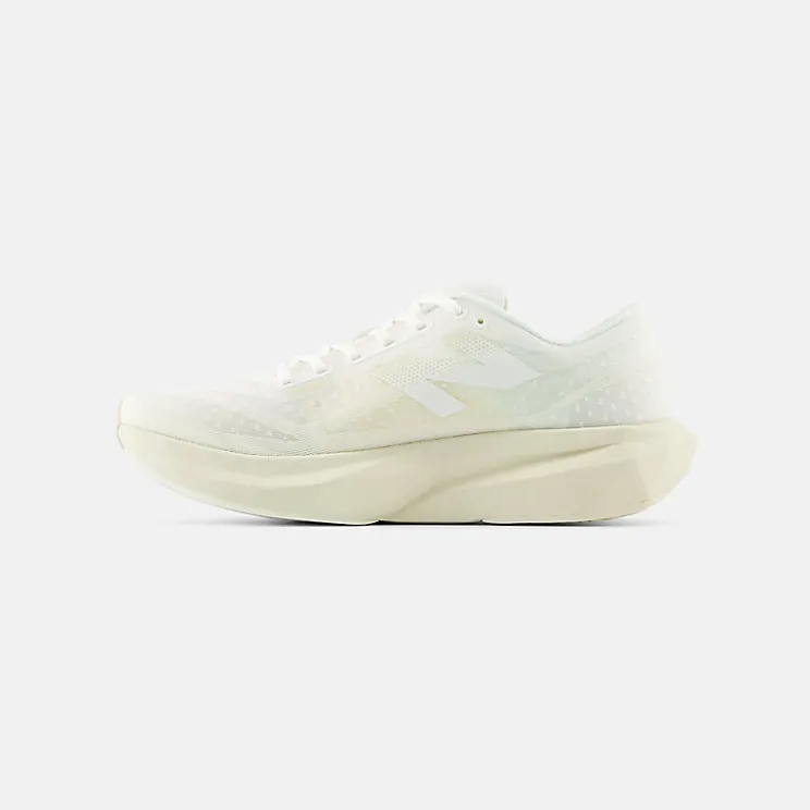 new-balance-fuelcell-rebel MFCXLJ4