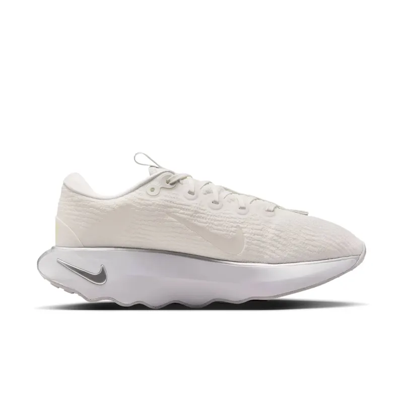 Nike Motiva Summit White Metallic Silver Volt (DV1238-111)