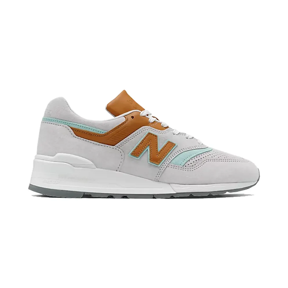 New Balance 997 Nimbus Cloud Light Reef (UM997C1)