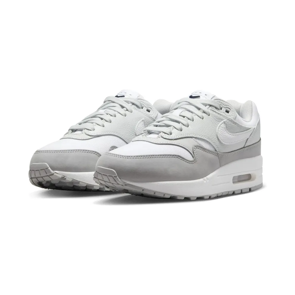 Nike Air Max 1 ’87 LX NBHD Photon Dust/Light Smoke Grey/Midnight Navy/White (FN0564-001)